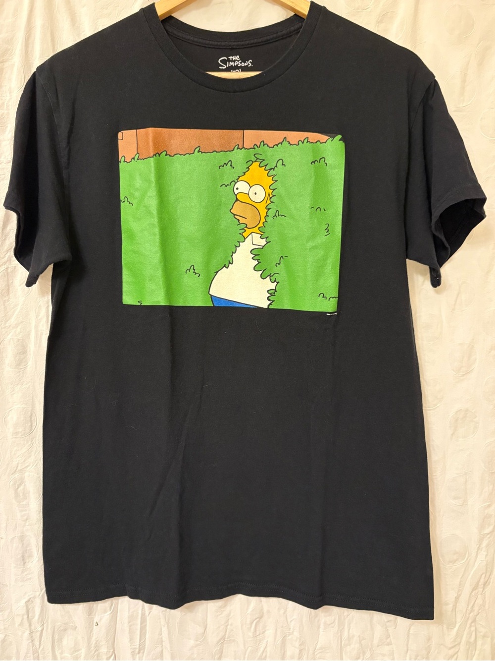 Homer Simpson T-shirt. Size medium.